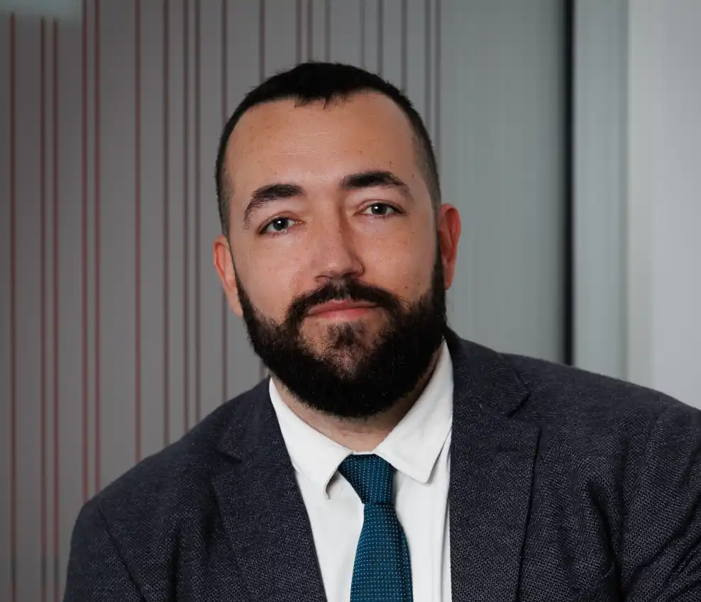 Erik Curquejo